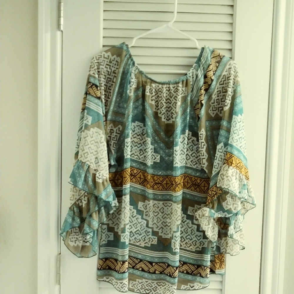 blouse - Picture 2 of 3